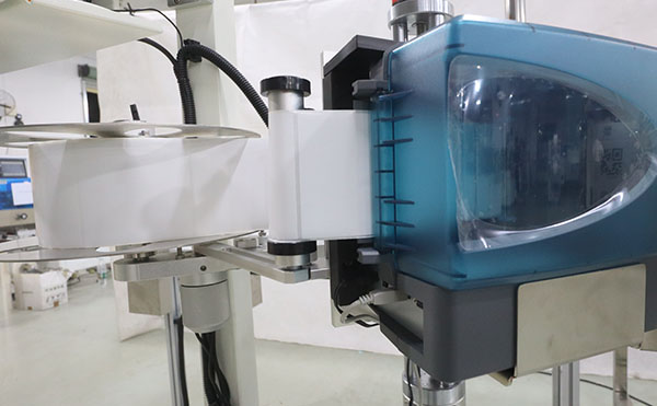 全自動打印貼標(biāo)機,打印貼標(biāo)設(shè)備,打印貼標(biāo)機