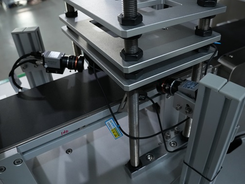 電子產(chǎn)品外觀缺陷檢測(cè)機(jī),外觀缺陷檢測(cè)機(jī),外觀視覺檢測(cè)設(shè)備